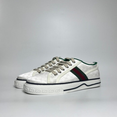 구찌 남/녀 화이트 스니커즈 - Gucci Unisex White Sneakers- gu624X