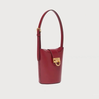 페라가모 여성 레드 숄더백 - Ferragamo Womens Red Shoulder Bag - sf35x