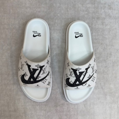 루이비통 남성 화이트 슬리퍼 - Louis vuitton Mens White Slippers - lv1000x