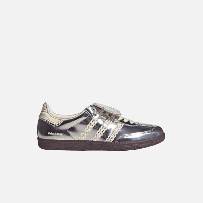 아디다스 오리지널스 X 웨일스 남/녀 보너 삼바 실버 메탈릭 스니커즈 【매장-70만원대】 - Adidas Unisex Silver Sneakers - ad01x