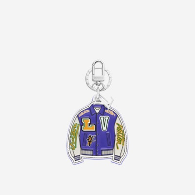 루이비통 LV 남성 바시티 재킷 일러스트르 키링 MP3385 【매장-100만원대】 - Louis vuitton Mens Purple Key Ring - acc223x