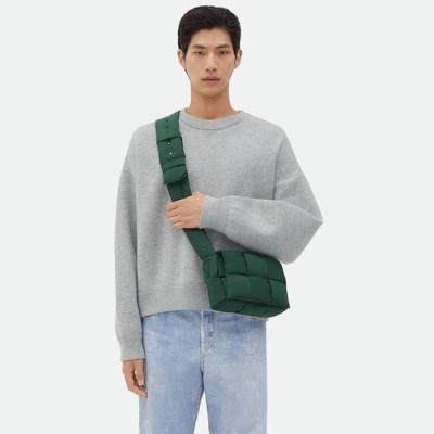 보테가 베네타 남/녀 그린 크로스백 - Bottega Veneta Unisex Green Cross Bag - bvb321x