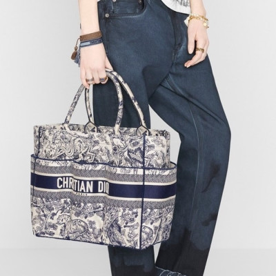 디올 여성 네이비 북토트 - Dior Womens Navy Book Tote - dib810x