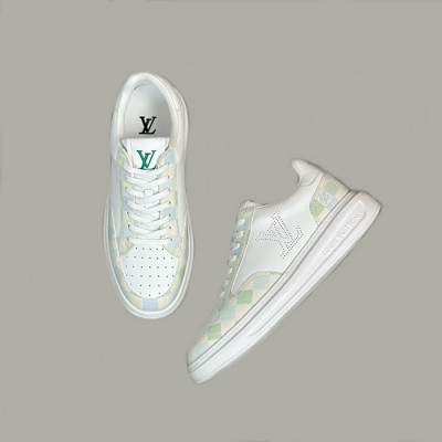 루이비통 남성 그린 스니커즈 - Louis vuitton Mens Green Sneakers - lvs755x